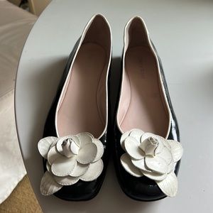 Taryn Rose flats, patent leather